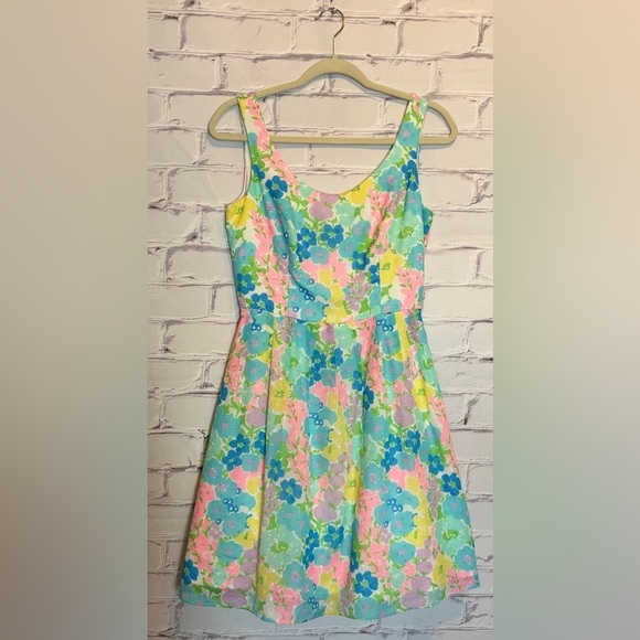 Lilly Pulitzer Dresses & Skirts - Lilly Pulitzer Posey lightweight Spring Dress Size 2